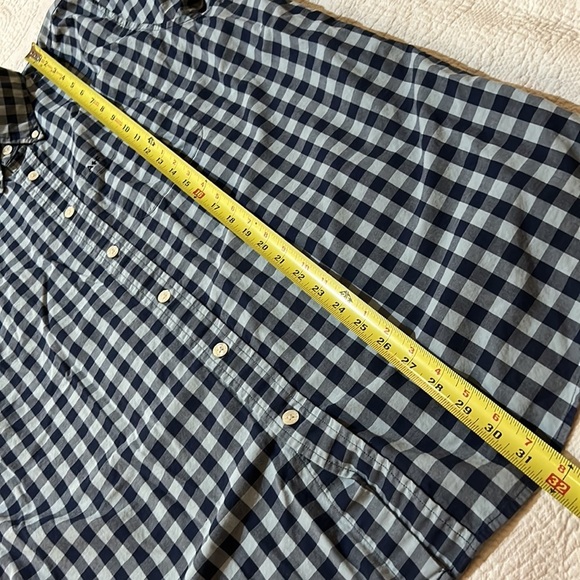 Abercrombie & Fitch Button Down. XXL - Picture 5 of 9